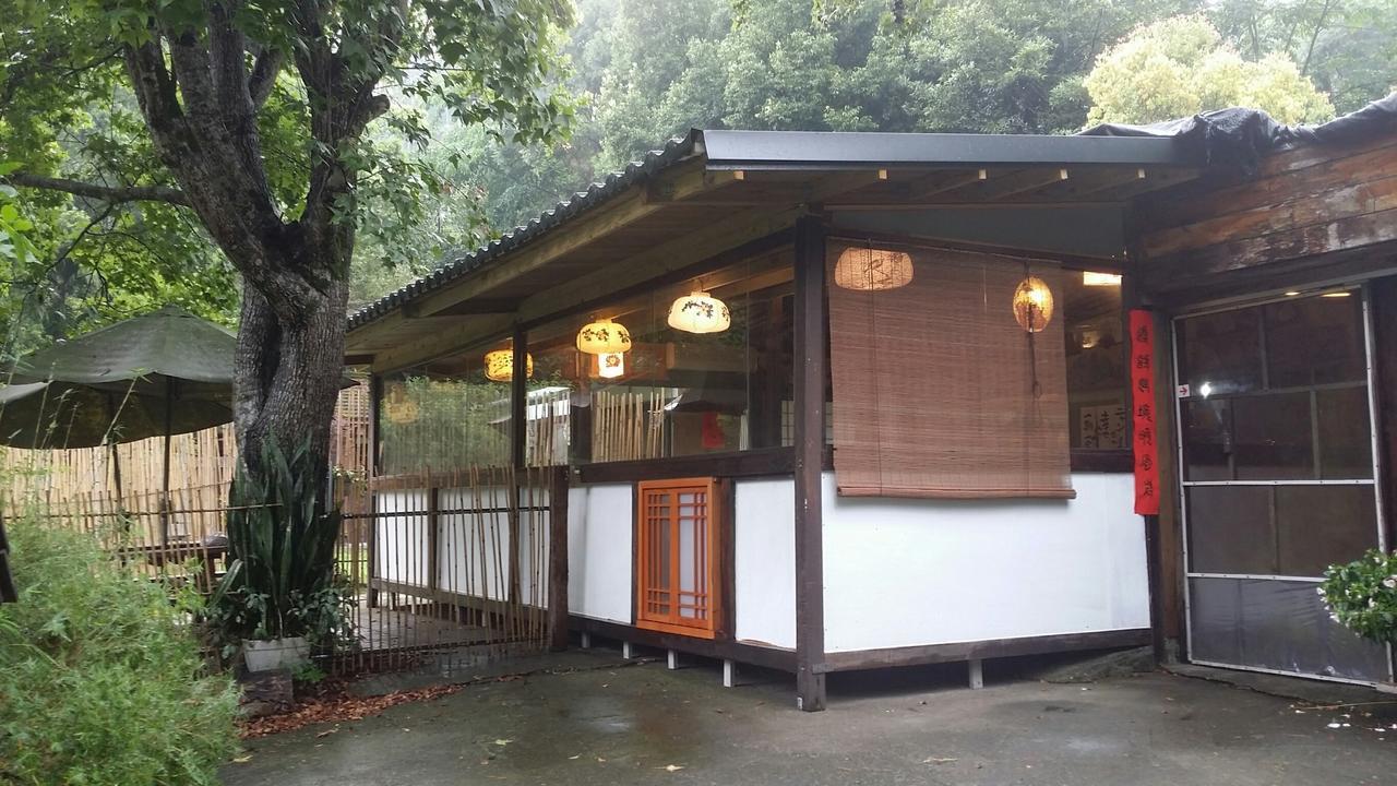 Bright Moon Homestay Dongshi  Экстерьер фото